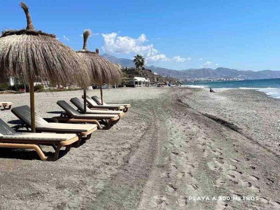 Escapada Familiar En Torrox Costa A 100M De La Playa, Vistas Al Mar Y Parking Gratis Exterior foto